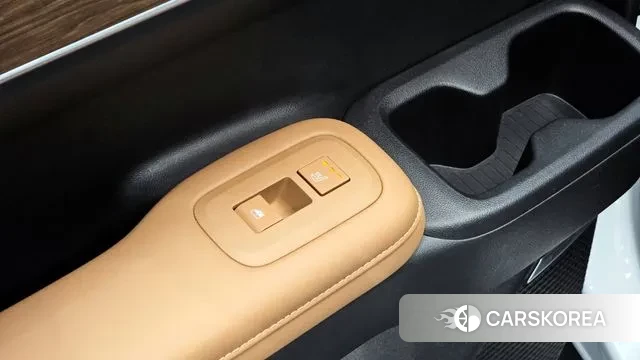 Hyundai Santa Fe (MX5) id 3739576 из Кореи 9