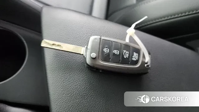 Hyundai Avante (CN7) id 3473345 из Кореи 9