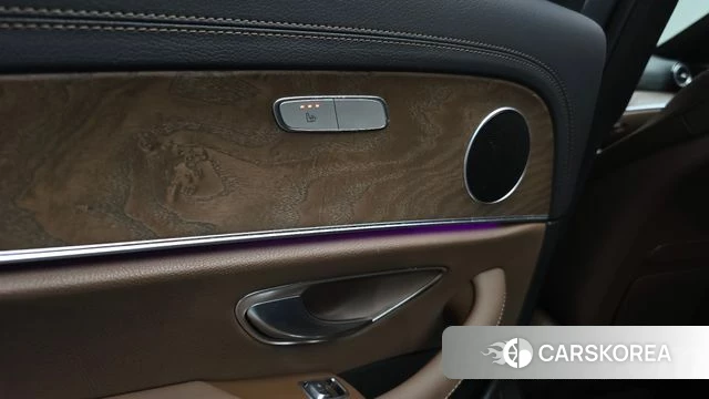 Mercedes-Benz E-Class W213 id 4224554 из Кореи 9