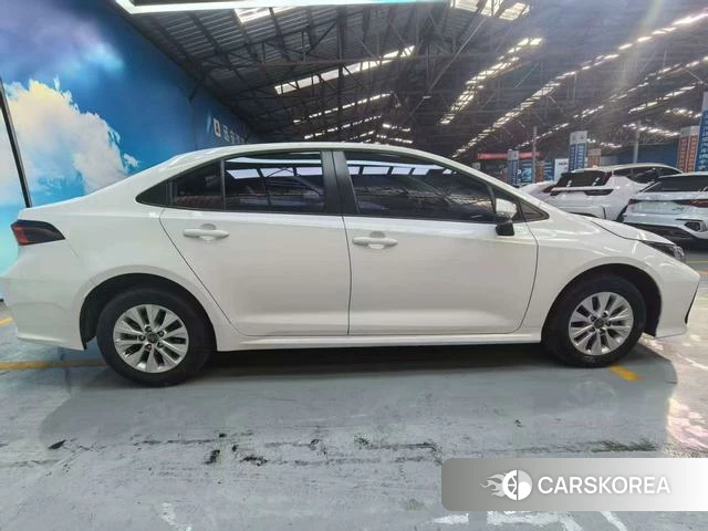 Toyota Corolla id 4257597 из Китая 9