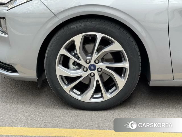Ford Mondeo id 4215163 из Китая 9