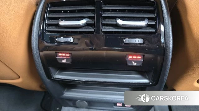 BMW 5 Series (G30) id 3851655 из Кореи 9