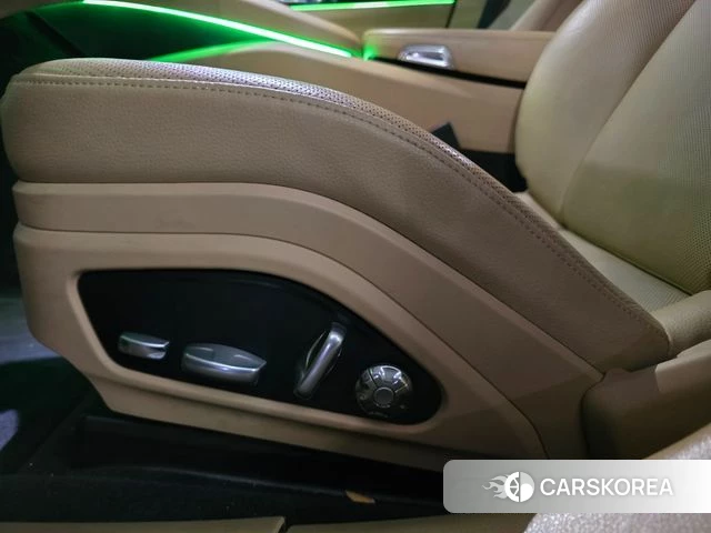 Porsche Panamera (971) id 3808169 из Кореи 9