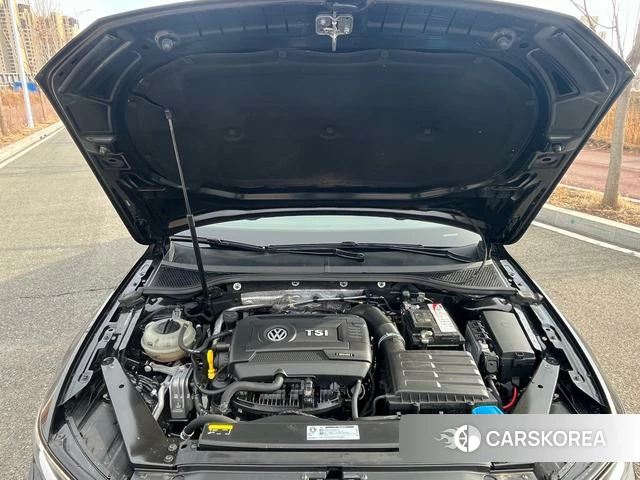Volkswagen Magotan id 4207820 из Китая 9