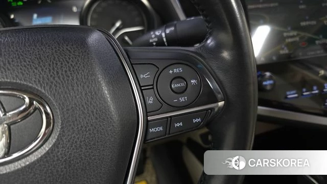 Toyota Camry (XV70) id 4180405 из Кореи 9