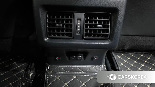 Toyota Camry (XV70) id 4684514 из Кореи 9