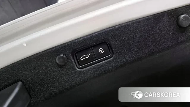 Hyundai The New Grandeur IG Hybrid id 2969661 из Кореи 9