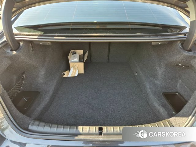 BMW 5 Series (G30) id 3814589 из Кореи 9