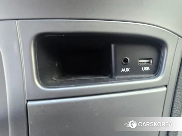 Hyundai The New Grand Starex id 3362019 из Кореи 9