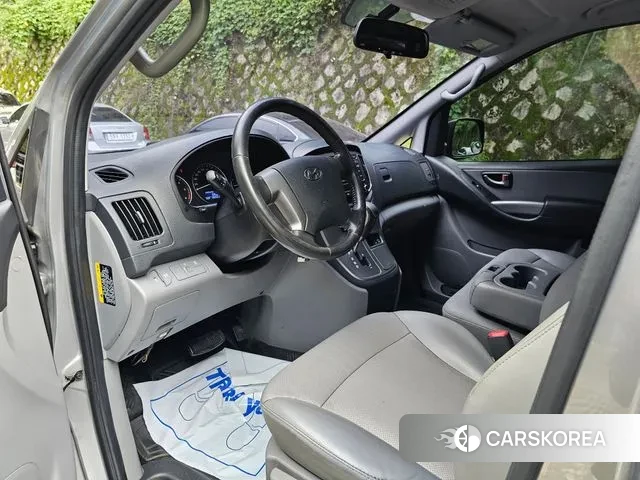 Hyundai The New Grand Starex id 3235924 из Кореи 9