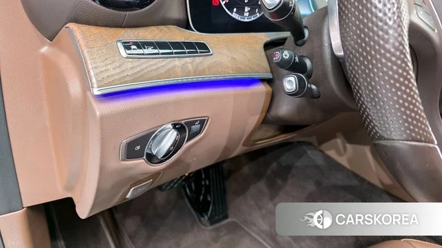 Mercedes-Benz E-Class W213 id 4246243 из Кореи 9