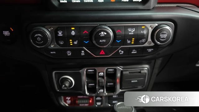 Jeep Gladiator (JT) id 4518095 из Кореи 9