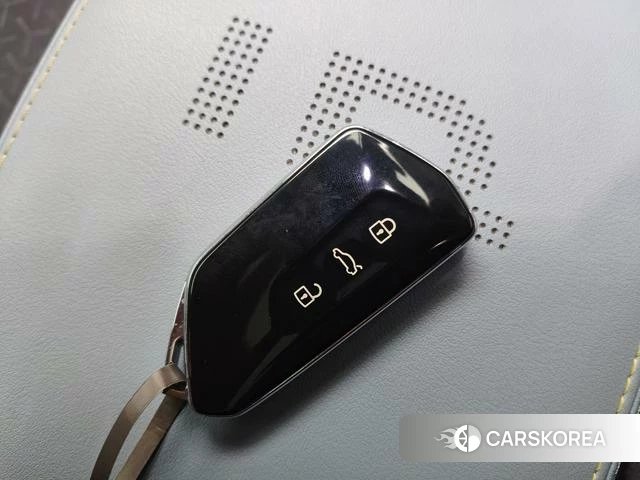 Volkswagen ID.4 X id 4212697 из Китая 9