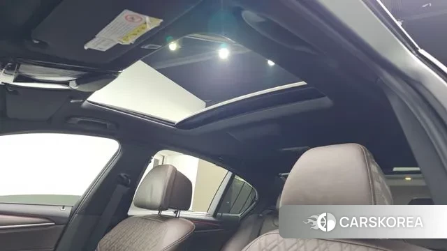 BMW 5 Series (G30) id 3692880 из Кореи 9