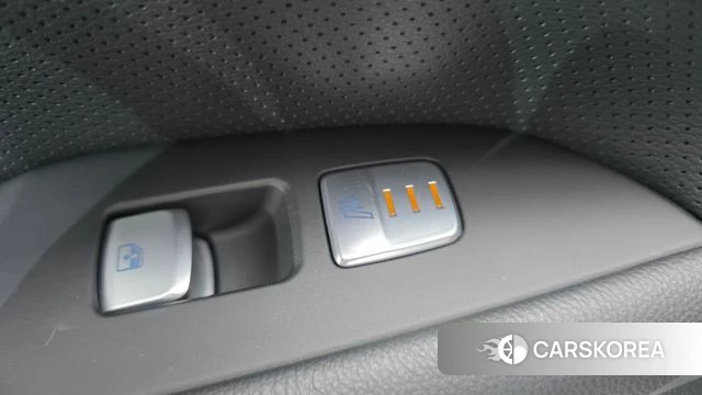 Genesis G70 id 4294355 из Кореи 9