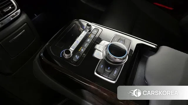 Genesis G90 id 3778572 из Кореи 9