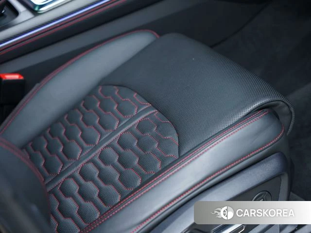 Audi RS Q8 id 4258550 из Китая 9
