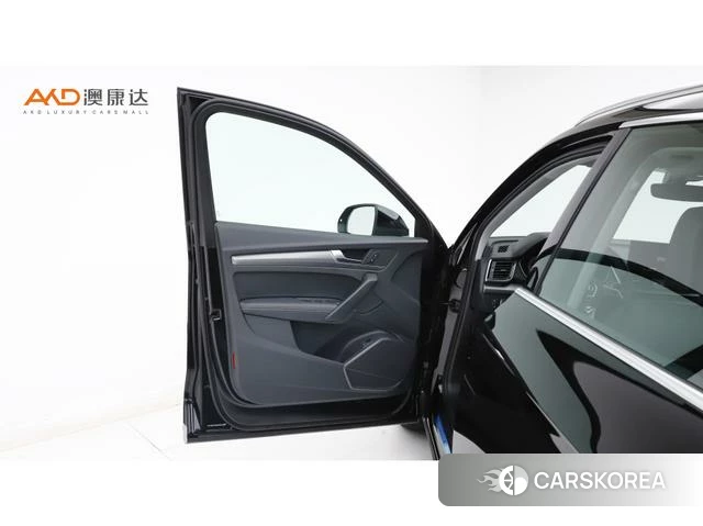Audi Q5L id 4314521 из Китая 9