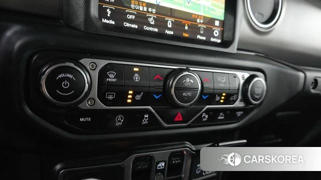 Jeep Gladiator (JT) id 3923358 из Кореи 9