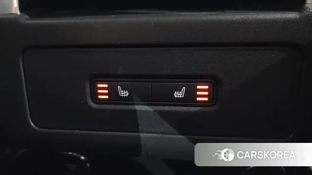 Land Rover Discovery 5 id 3687116 из Кореи 9