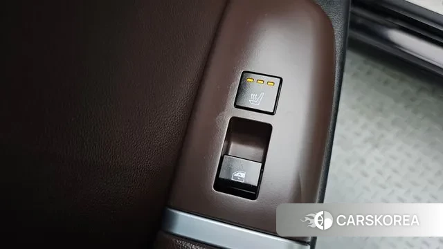 Hyundai Grandeur (GN7) id 3487313 из Кореи 9