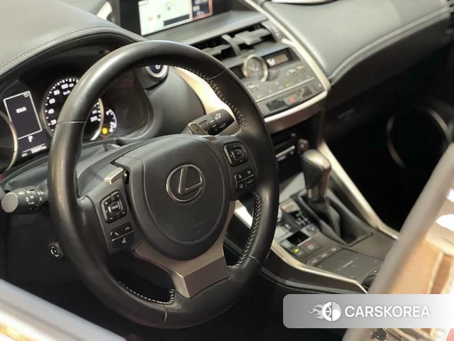 Lexus NX id 4262440 из Китая 9