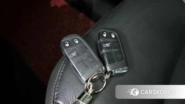 Jeep Renegade id 3834479 из Кореи 9