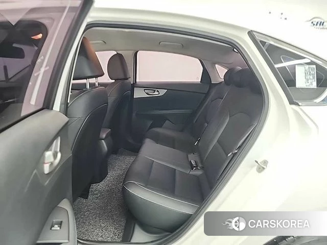 Kia Come New K3 id 4620410 из Кореи 9