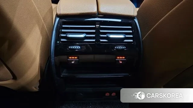 BMW 5 Series (G30) id 3395076 из Кореи 9