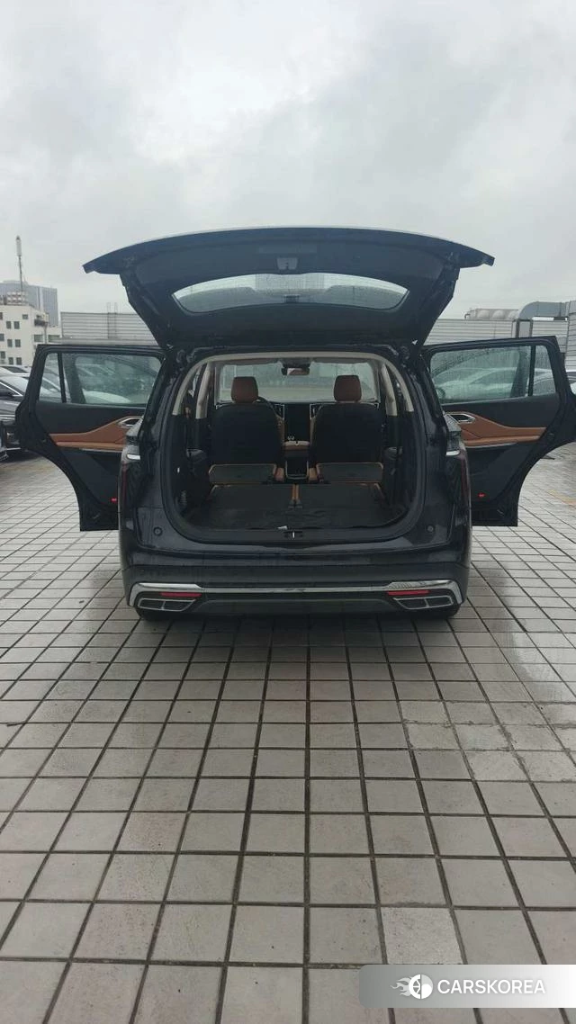 Red flag HS7 PHEV id 4211918 из Китая 9