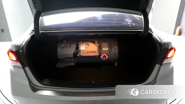 Hyundai Sonata New Rise id 3761367 из Кореи 9