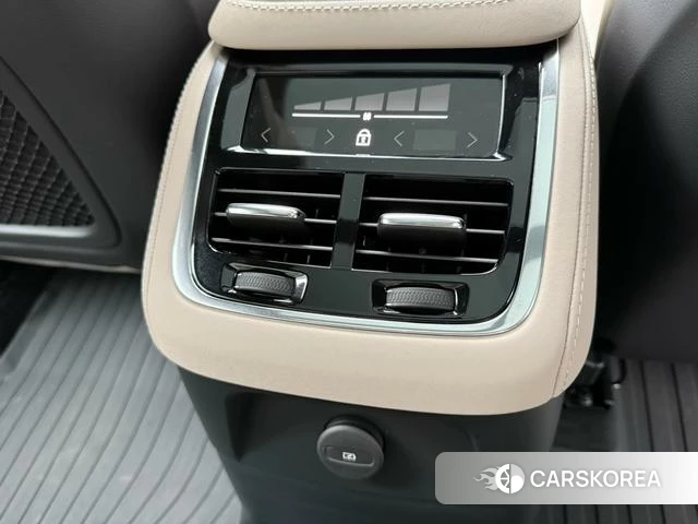 Volvo XC90 PHEV id 3927078 из Китая 9