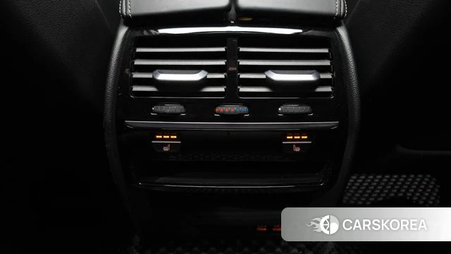 BMW 5 Series (G30) id 3853201 из Кореи 9