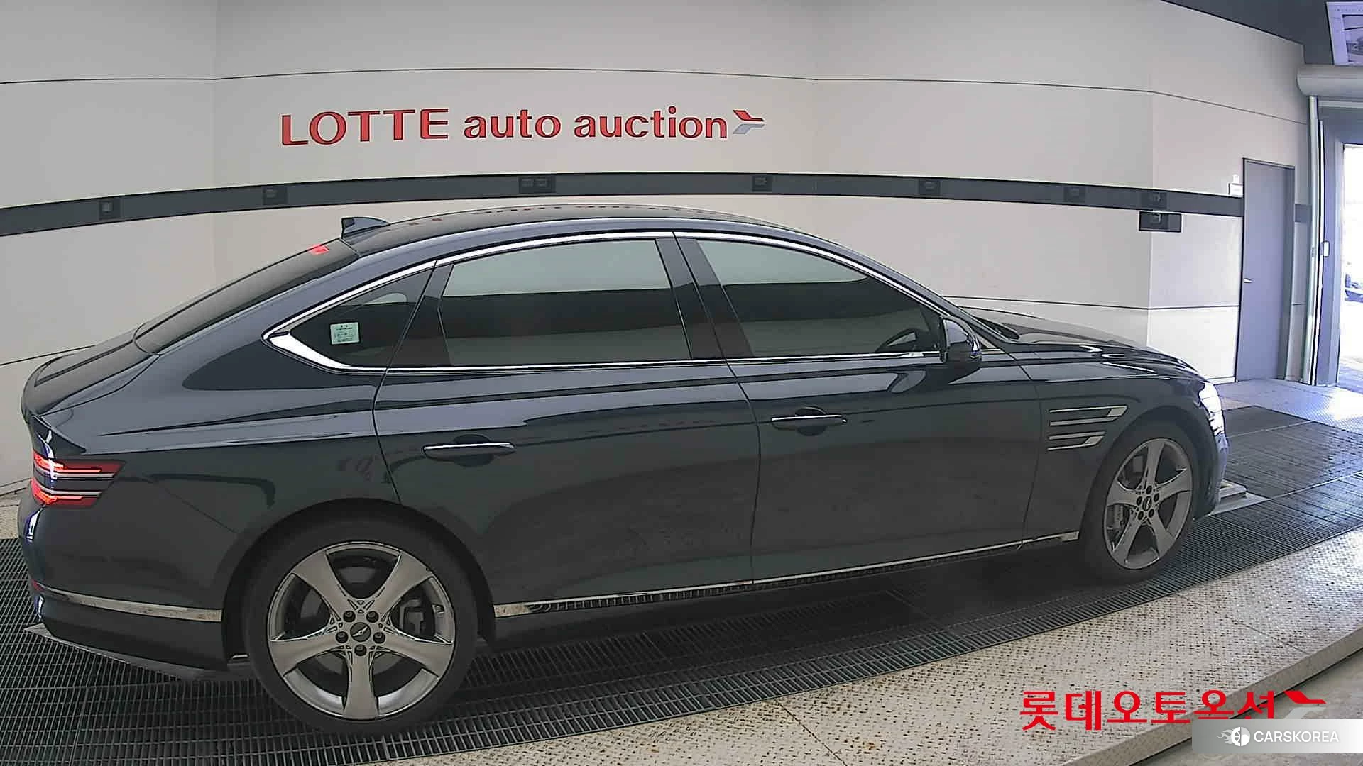 Hyundai G80 id 4902501 из Кореи 9