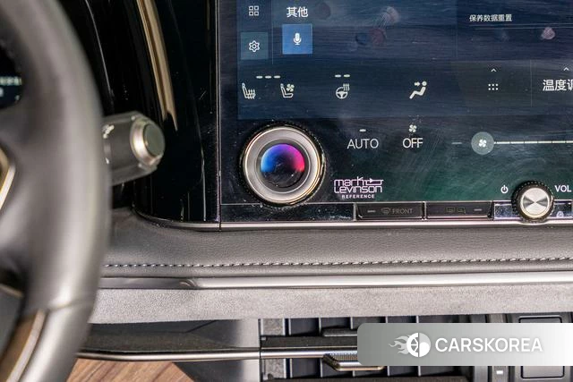 Lexus LM id 4264202 из Китая 9