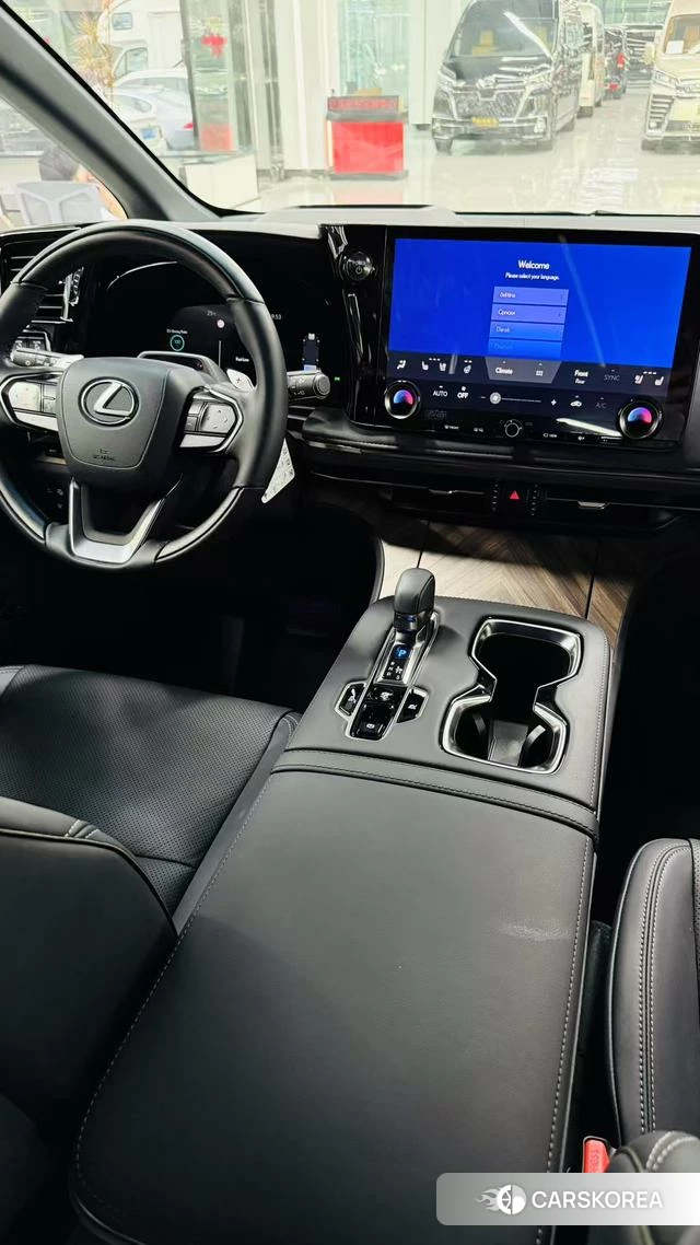 Lexus LM id 4239573 из Китая 9