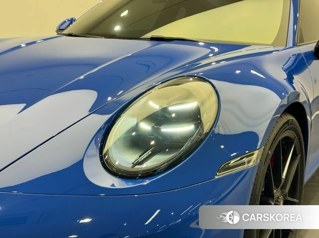 Porsche 911(992) id 4368614 из Кореи 9