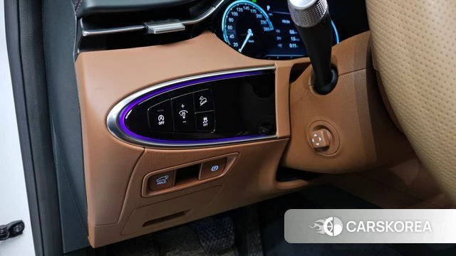 Genesis GV70 id 3800365 из Кореи 9