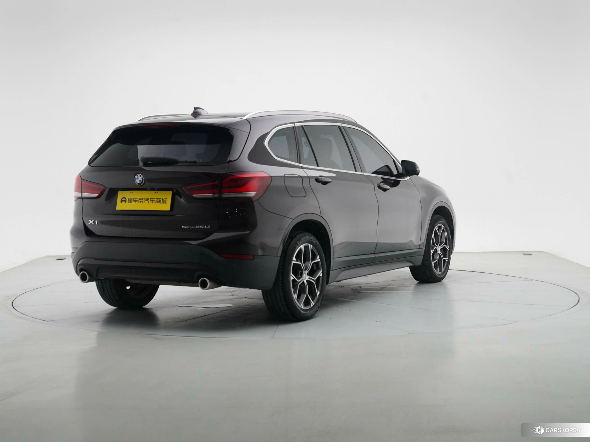 BMW X1 id 4514756 из Китая 9