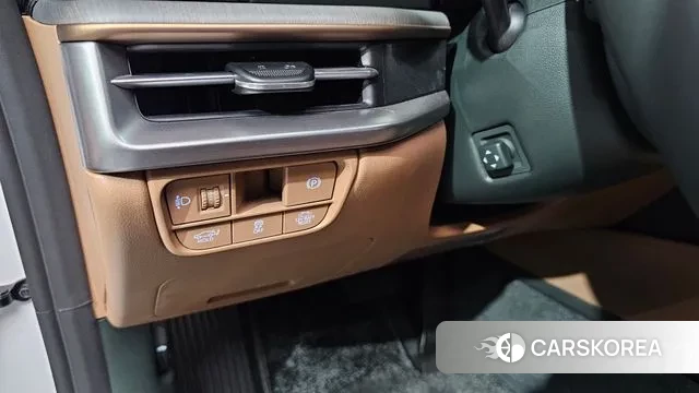 Hyundai Grandeur Hybrid (GN7) id 2894402 из Кореи 9