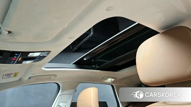 Hyundai Grandeur (GN7) id 3939853 из Кореи 9