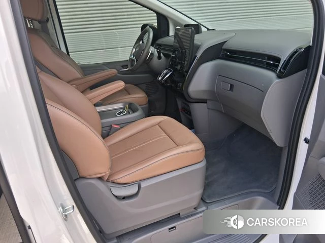 Hyundai Staria id 4201741 из Кореи 9