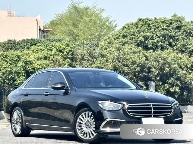 Mercedes-Benz E-class id 4276720 из Китая 9