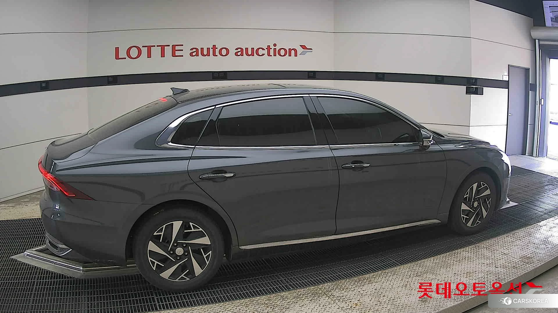 Hyundai Grandeur Hybrid id 4289392 из Кореи 9