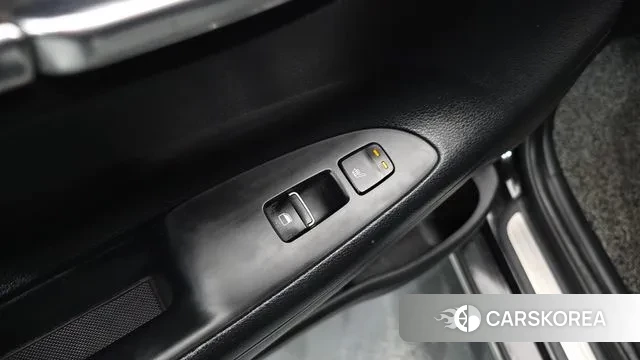 Hyundai Grandeur IG id 3509708 из Кореи 9