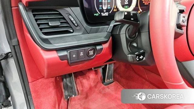 Porsche 911(992) id 3921571 из Кореи 9