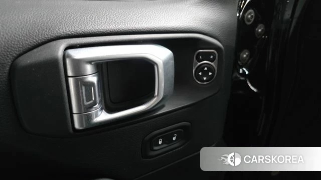 Jeep Wrangler (JL) id 3843542 из Кореи 9