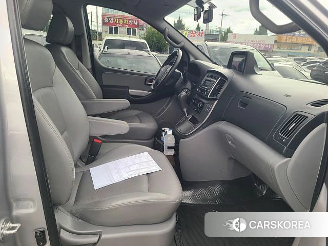 Hyundai The New Grand Starex id 4698142 из Кореи 9