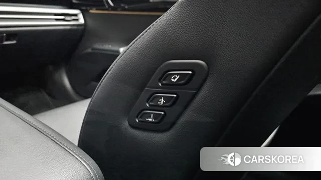 Hyundai Grandeur (GN7) id 3555371 из Кореи 9