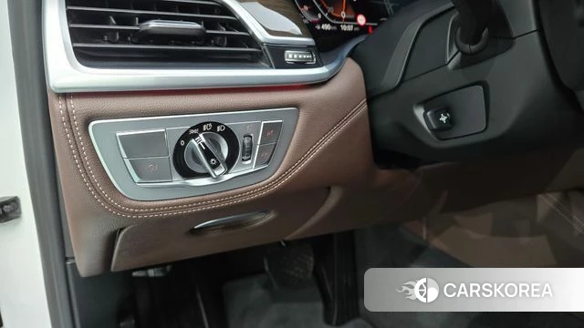 BMW 7 Series (G11) id 4225151 из Кореи 9